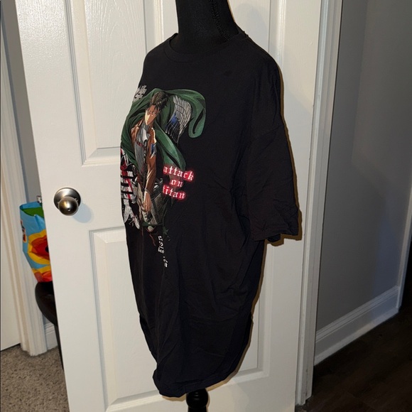 🖤RIPPLE JUNCTION BLACK ATTACK ON TITAN LEVI MENS T-SHIRT SIZE 2XL🖤 - Picture 3 of 8